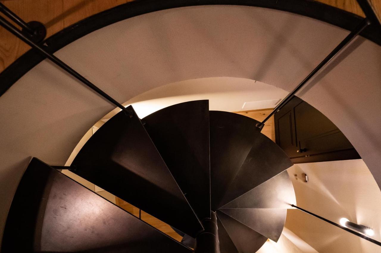 Locanda Moderna Carlambroeus Montevecchia Kültér fotó