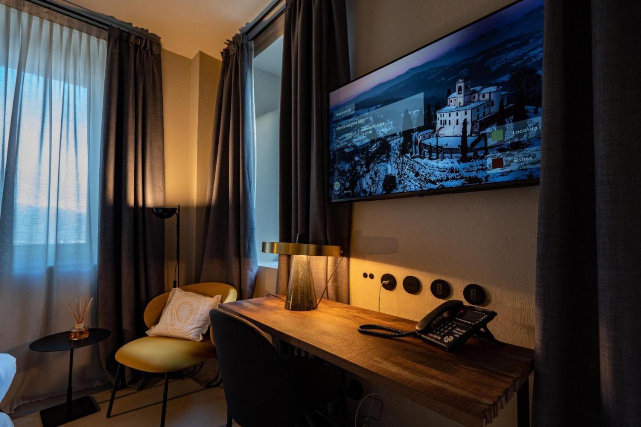 Locanda Moderna Carlambroeus Montevecchia Kültér fotó